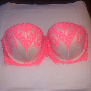 ***VS STRAPLESS BRA***